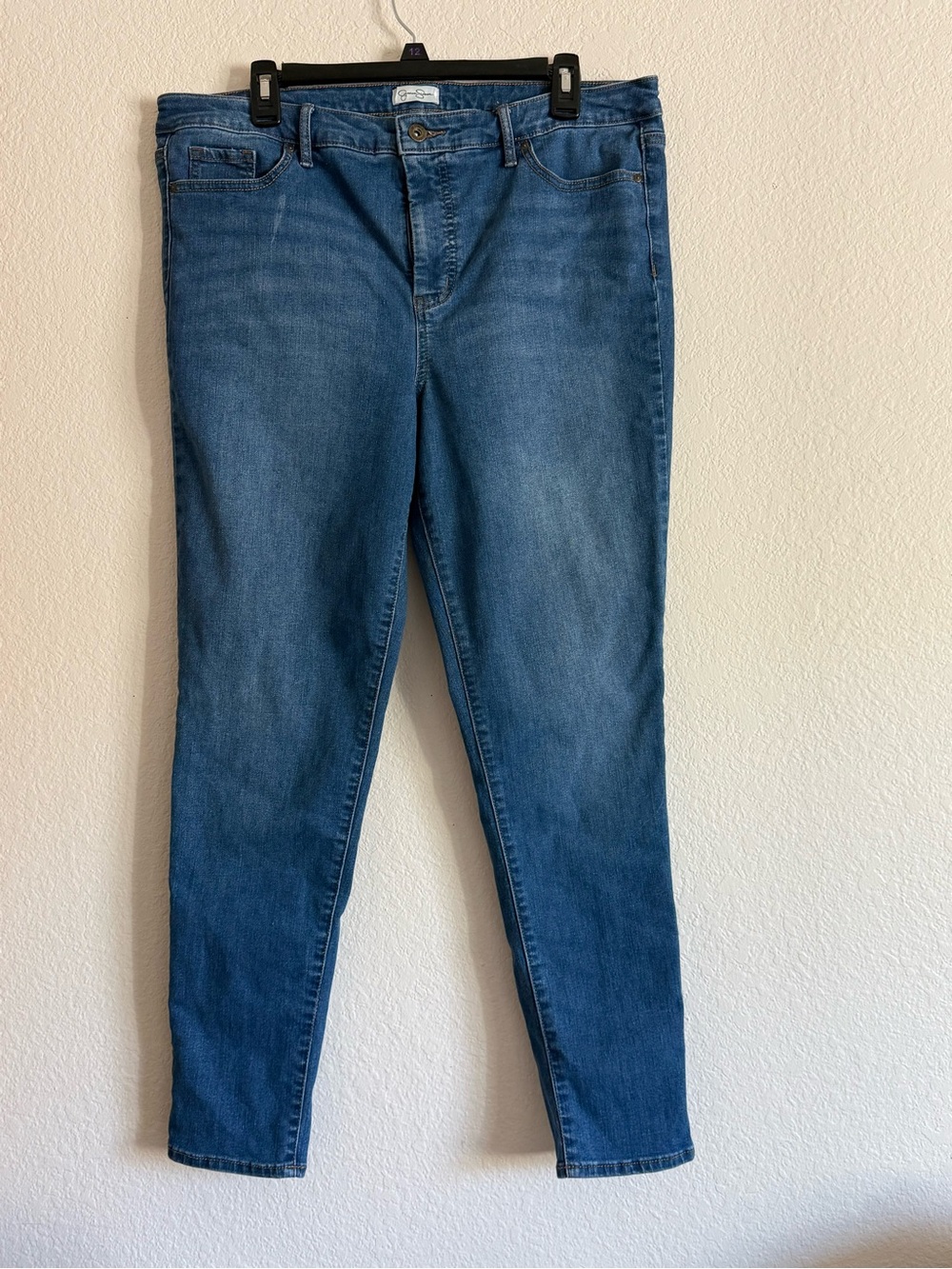 Jessica Simpson Medium Blue Skinny Jeans